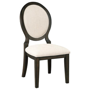  inviting you to lean back against its pad