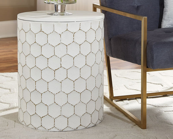  plant stand or extra seating.<br/><br/><b>Product Fea