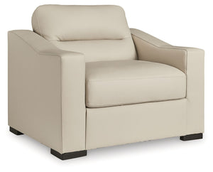 its combination leather and faux leather upholstery offers affordable luxury. The striking package is tailored to perfection with clean