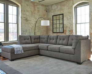 The perfect oasis for a busy, social lifestyle. Supremely comfortable, this sectional makes it easy to relax and entertain in style. Boxed seat cushions and tufted back cushions with stitched detailing define the chic, contemporary profile. <h4><b>Pitkin 