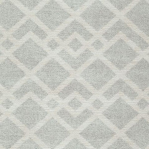 Unawick - Gray / Ivory - Medium Rug