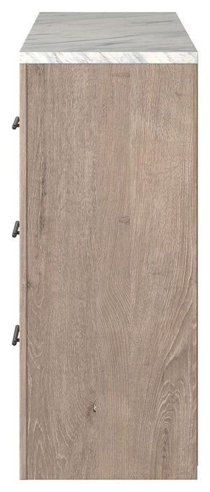 Senniberg - Light Brown - Six Drawer Dresser