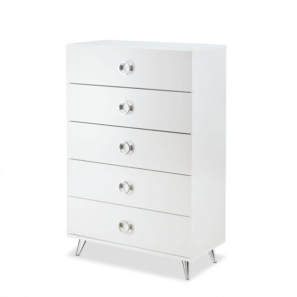 The Elms collection its classically beautiful and masterfully crafted, with contemporary style offers a timeless design that will last through the ages. The silver tapered legs and ring pulls pop against the white finish for a sophisticated, yet casual lo