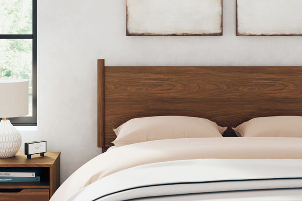 Fordmont - Cognac - Queen Panel Bed
