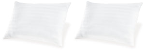 Wake up refreshed with this pillow. A soft, luxurious breathable cover ensures superior comfort and soft support long after youâ€™ve drifted off. Hypoallergenic fiberfill lets you rest easy every night without worrying about the potential effects of aller