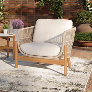  weather-resistant fabric ensures vibrant