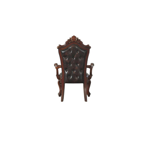  Nailhead Trim Arched Backrest: Button Tufted Outside