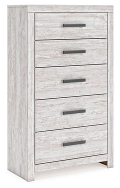 Charmingly designed, this chest of drawers embraces the aesthetics of countryside living and repurposes them for modern settings. Its whitewash paint, replicating the wear and tear of time, appeals to your love of vintage character. A fresh take on functi