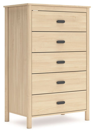 This chest of drawers brings on-trend style and a sense of serenity to the bedroom. Invitingly simple, its spacious drawers give you plenty of space to store your wardrobe. Best of all, the natural wood finish and relaxed warmth complement any interior de