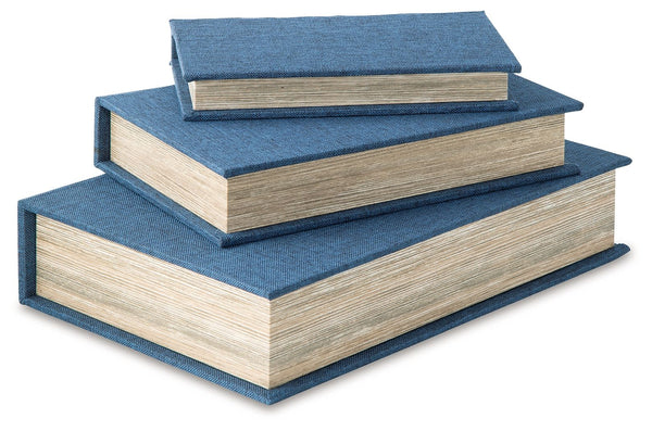 This box set is made with literary lovers and seekers of homey style in mind. Display these faux books on a bookshelf as a simple decorative addition to your collection. Stack them together to add a casually chic touch to a coffee table or entryway. A dis