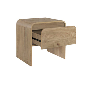  this end table offers both style and sustainability. Its amp
