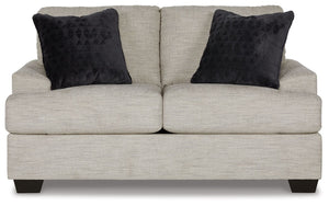  sizable cushions keep you comfortable