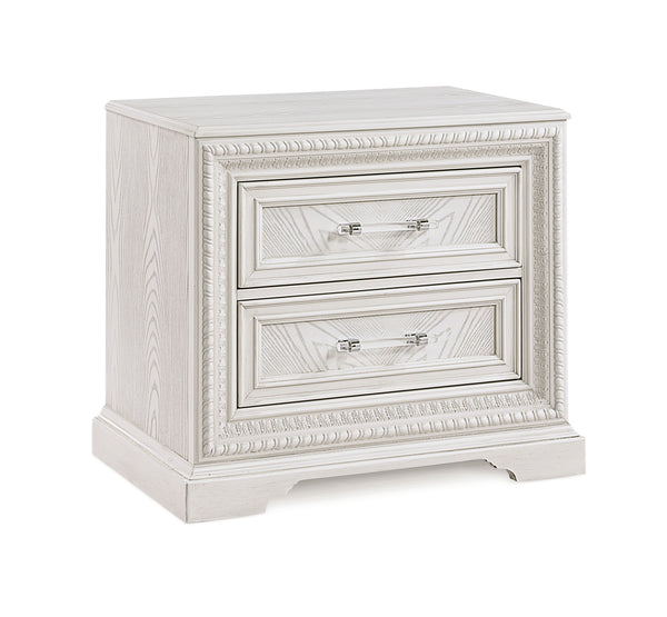 Introducing a bedroom collection that brings a breath of fresh sophistication to any living space. This suite boasts a bright, antique white finish that immediately brightens and opens up a room, providing a versatile foundation for any decor style. The b