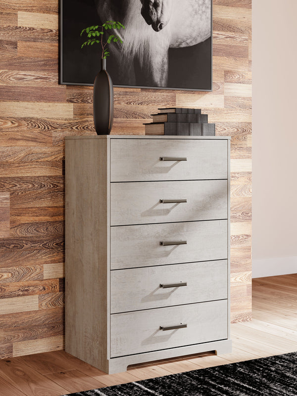  while substantial pulls in a warm pewter tone add a modern farmhouse touch. Spacious drawers give