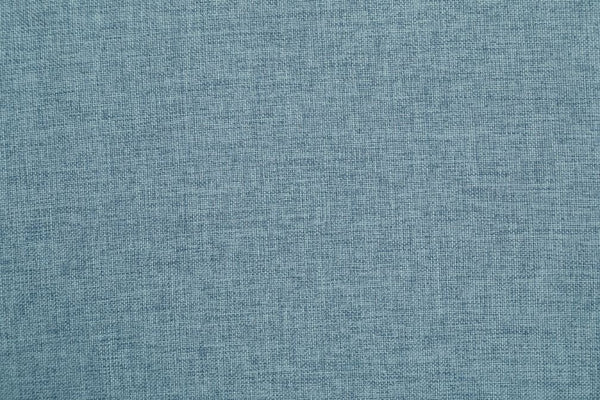  breezy living space? Full upholstered in a fresh and airy linen