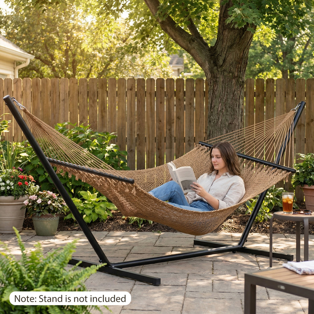 Spacious bed surface comfortably fits 2 people side-by-side<br>Supports up to 600 lbs for secure double lounging<br>Hardwood spreader bars keep hammock flat and stable<br>Countersunk holes reduce rope friction for durability<br>Reinforced triangular rope 