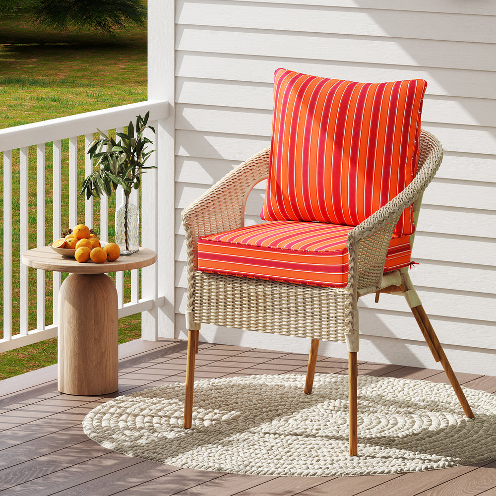 High resilience cotton for better sitting experience<br>Rope belts can firmly fix the seat cushion and are not easy to misplace during use<br>The thick and soft backrest can relieve waist soreness<br>The sun-proof function is ideal for both indoor and out