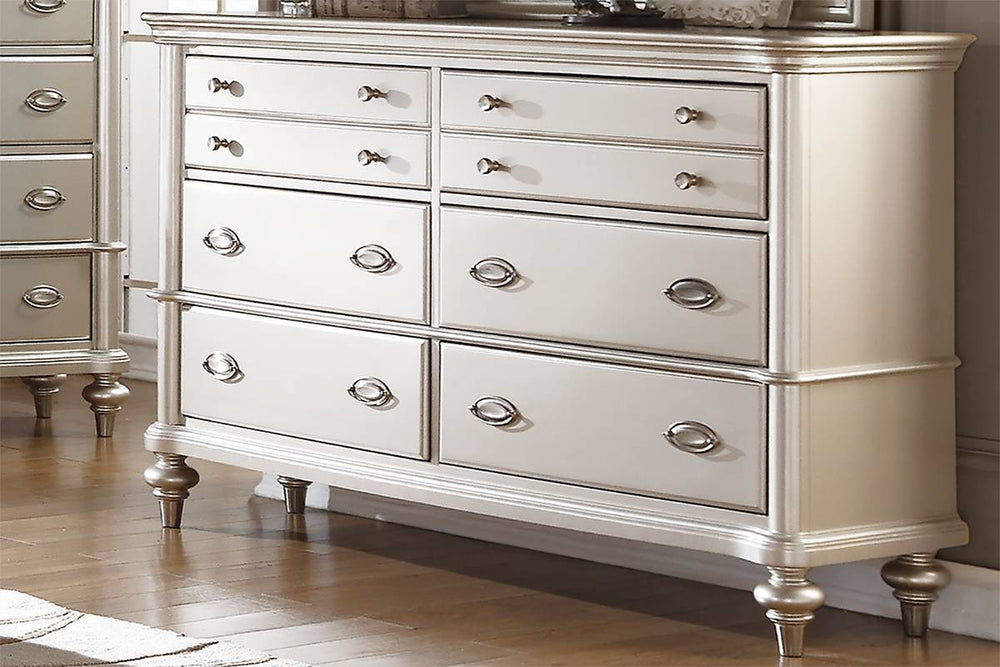 DRESSER