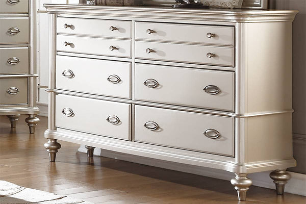 DRESSER