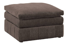  F8983 Ottoman
