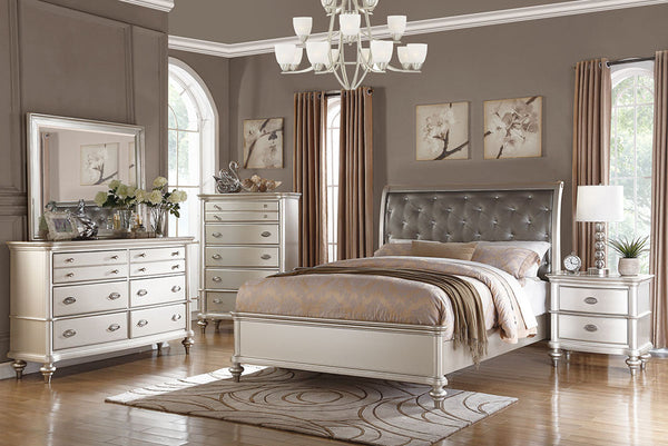 EASTERN KING BED/SILVER FINISH