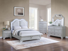 EASTERN KING BED W/LED