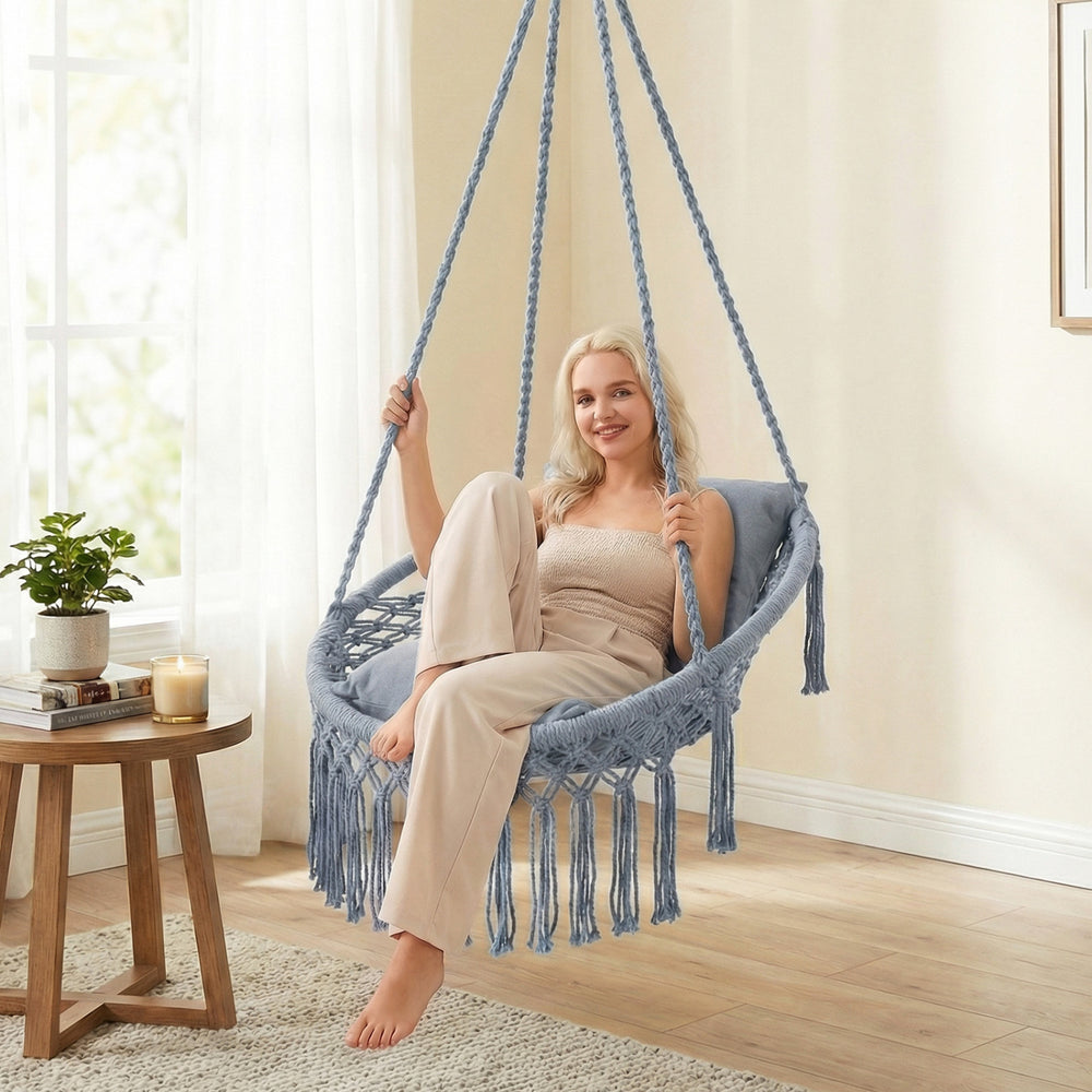 Easy to hang separately or hang together with metal rings<br>Sturdy metal frame supports up to 330 lbs<br>Spacious seat for ultimate comfort<br>Easy to fold and store the swing chair<br>Chic bohemian style with decorative fringes<br>Suitable for indoor an