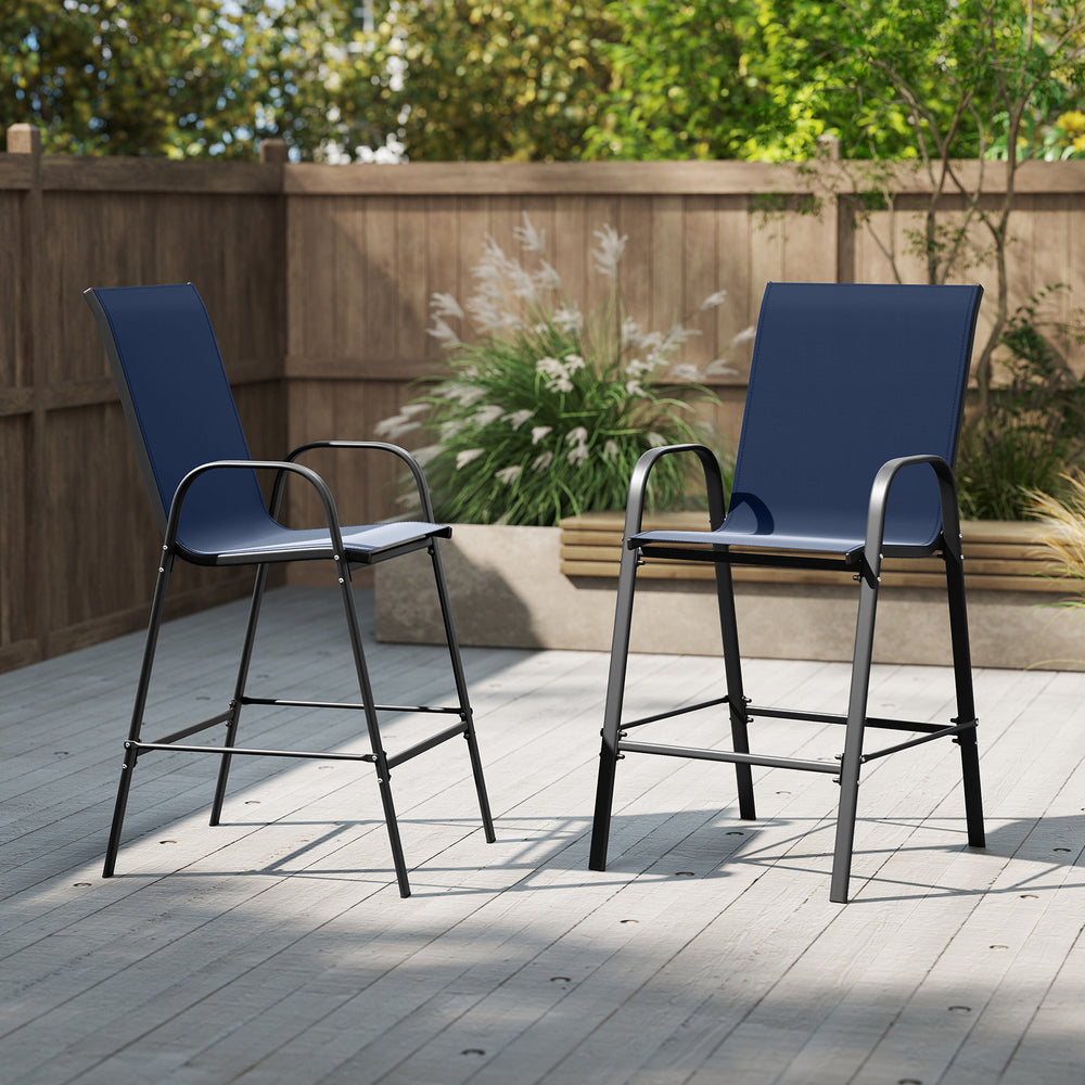 Selected fabric is breathable  sun-protective  tear-proof  and anti-fading<br>Designed with an inclined backrest that offers optimal back support<br>Curved armrests ensure perfect relaxation for arms<br>Boasts an enlarged seat  which features a wider surf