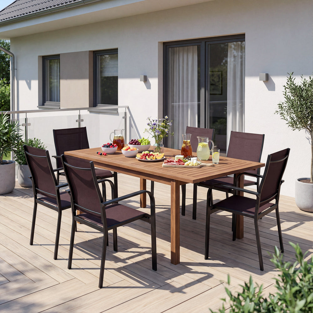 Inclined backrest for a naturally relaxed sitting posture<br>Wide seat for improved comfort and support<br>Supportive armrests to reduce arm and shoulder fatigue<br>Breathable mesh fabric for better airflow in warm weather<br>Wear-resistant material for l