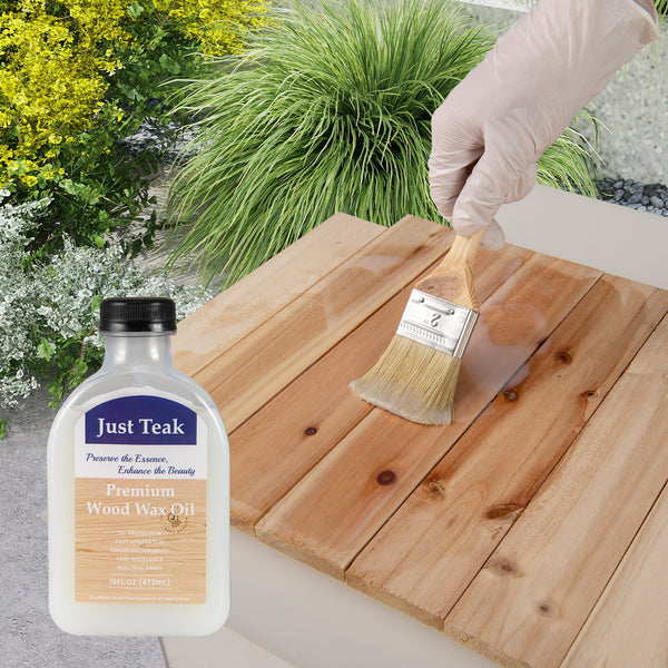 Restore and keep the natural beauty of wood<br>Beautiful finish to enhance the wood grain and color <br>Wood wax oil ensures sun protection and fade resistance <br>Boasts easy application  such as boat decks  fencing  unfinished or bare teak<br>Clear oil 