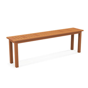 Highly resistant to wear and crack with its solid wood frame<br>Treated with teak oil to highlight and protect its natural wood grain<br>Slatted seat design improves ventilation for cooler seating<br>Strong connection and linking structure for higher stab