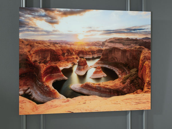  it brings the awe-inspiring wonders of nature into your home. This stunning piece adds a