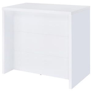  multiple open shelves for organizat