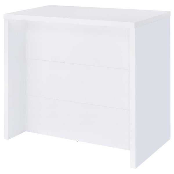  multiple open shelves for organizat