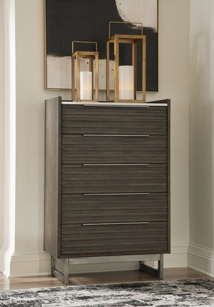  and low-profile footboard create visual interest and add to this bed-'s contemporary vibe with a w