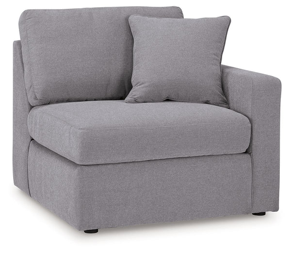  youâ€™re all about low-maintenance lounging. With the performance fabric on this sectional with chaise