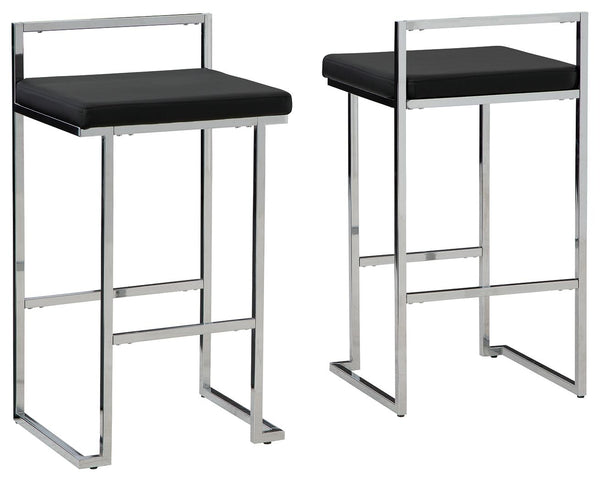  while the metal frameâ€™s chrome-tone finis