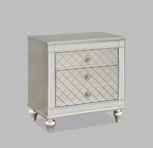 Cristian - Queen 5 Piece Bedroom Set - Champagne