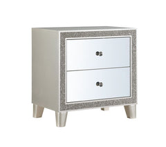 2/3 Extension DrawerMetal Side Drawer GlideEnglish Dovetail Front & BackTop Drawer w/FeltlinedMirrored Front DrawerSelf Closed Drawer Glide<br/><br/><b>Product Features</b><ul><li>2/3 Extension Drawerâ€§Metal Side Drawer Glideâ€§English Dovetail Front & B