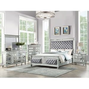 Varian - Queen Bed - Gray Velvet & Mirrored