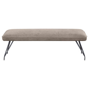  hairpin style legs that bring both lightness and familiarity. The long