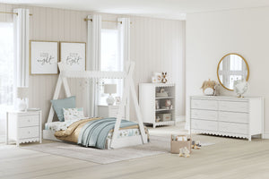 Designed for the young and the young at heart, this bedroom package offers a unique and fun sleeping experience. Whether you-'re looking to create a magical play area for your little ones or simply want to add a touch of whimsy to your bedroom, this versa