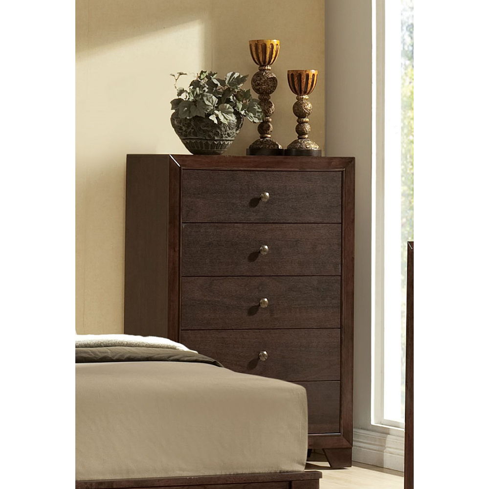 The Madison chest is finished in a rich espresso color with 5 drawers. The generous sized case piece is ideal for storing your clothing. All drawers have English dovetail with center metal glides.<br/><br/><b>Product Features</b><ul><li>Case: 1Pc/1Ctn</li