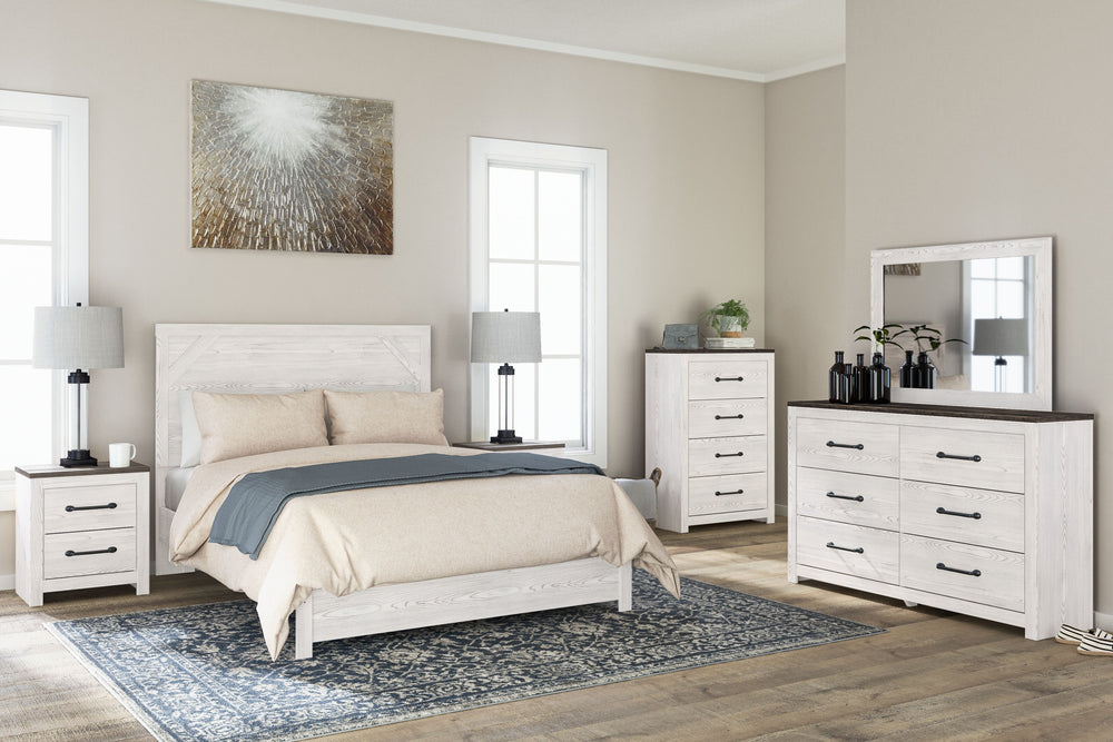 Gerridan - 5 Pc. - Dresser, Mirror, Chest, Queen Panel Bed - White / Gray