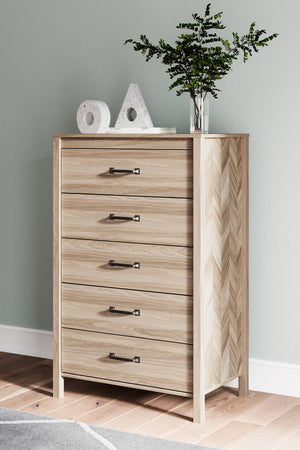  this chest of drawers introduces a touch of mid-century modern style that-'s sure to elevate your space. Catering to your busy lifestyle