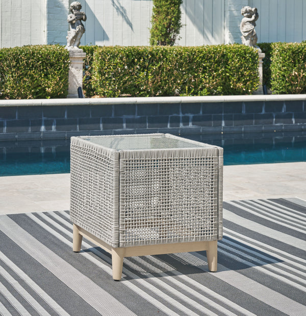  it expertly marries refined design with durability. Breezy summer mornings and cold winter nights are made all the more enjoyable with a glass tab
