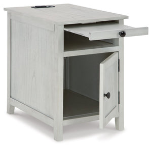 Treytown - Antique White - Chair Side End Table