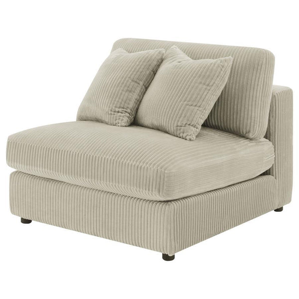  perfect for augmenting existing seating. The seat and 
