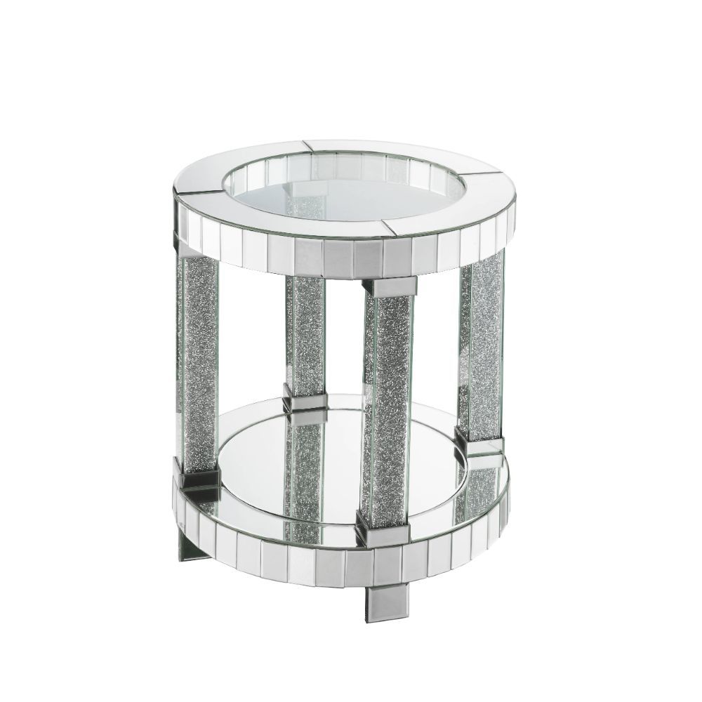 This Fafia end table is the perfect focal piece to any room. The clear glass top and beveled mirrored frame add an airy touch to your space. Drawing attention to the glittering faux gem legs. Giving your home an enchanting contemporary aesthetic. It perfe