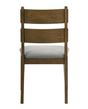  it radiates an inviting feel thatâ€™s perfect for family gatherings and stylish entertaining. The sturdy table featu
